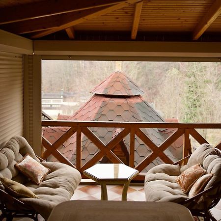 Петрос Family Hotel Jaremcze Zewnętrze zdjęcie